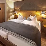 公寓 Alpenhaus Steiner - Top-ferienwohnungen - Sommer-bergbahn Inklusive 博尔斯特尔朗